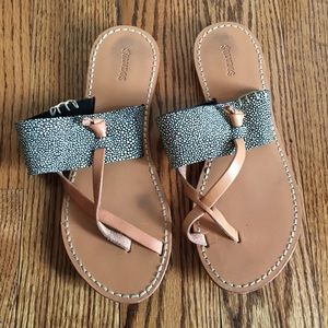 Soludos Leather Slotted Thong Sandal